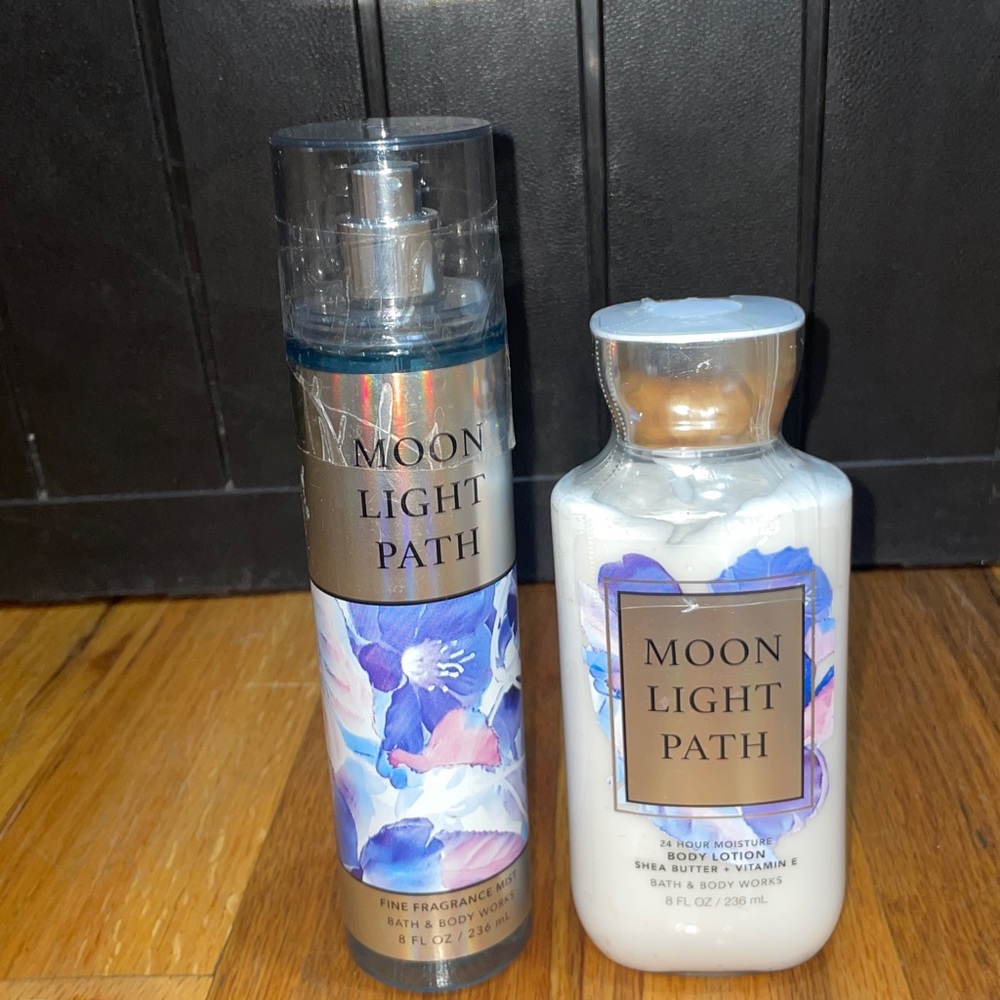NEW 2 Full Size Bath and body works MOONLIGHT PATH Sprays W LOTION SET BBW